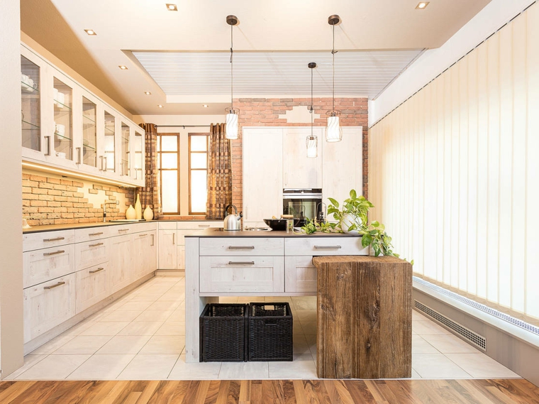 come trasformare una cucina classica in moderna pavimento in piastrelle bianche