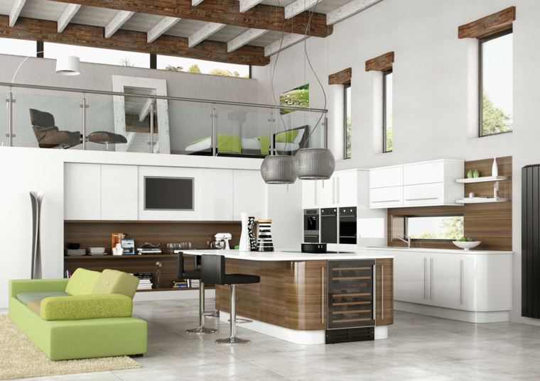 appartamento con soppalco idea per come arredare open space cucina soggiorno con mobili bianchi e marroni e divano verde