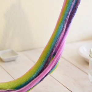Come fare lo slime – più di 50 idee con ricette per la pasta appiccicosa che tutti amano