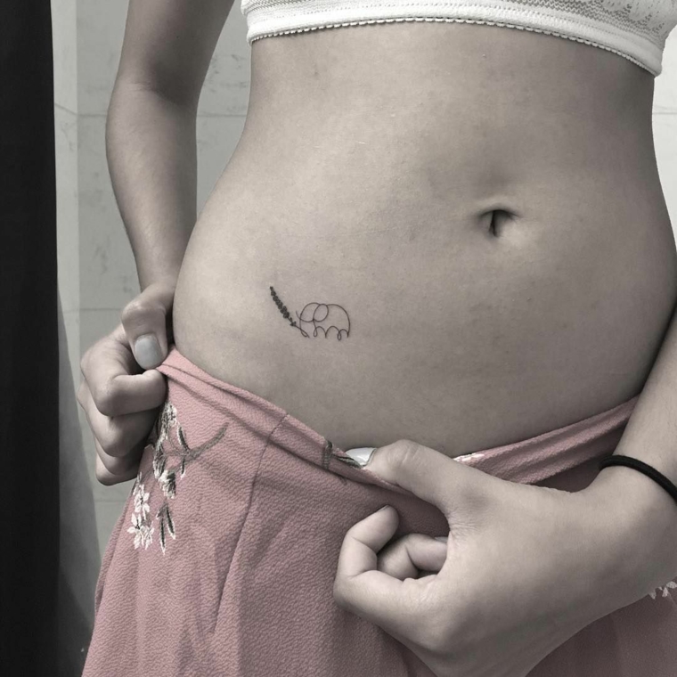 piccolo elefantino stilizzato idea per tatuaggi particolari ideali per una ragazza