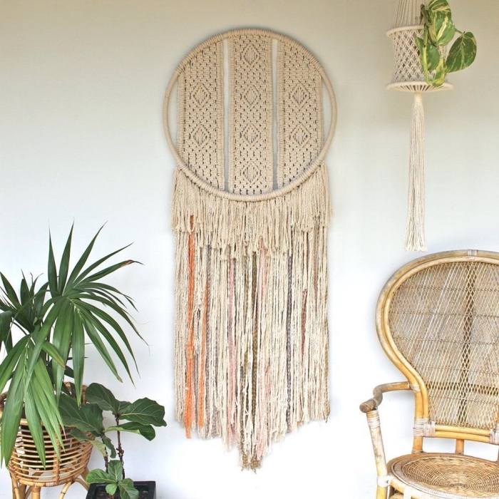 Porta piante in macramè: 11 accessori per arredare col verde in modo