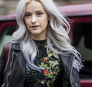 60 Acconciature Shatush grigio: i capelli sale e pepe per donne!