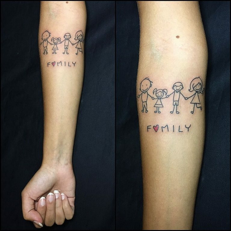 Tatuaggi famiglia, disegno tattoo con scritta, scritta con cuoricino rosso, tattoo sull'avambraccio