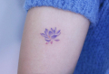 Fiore di loto tatuaggio, significato e disegni da scegliere!