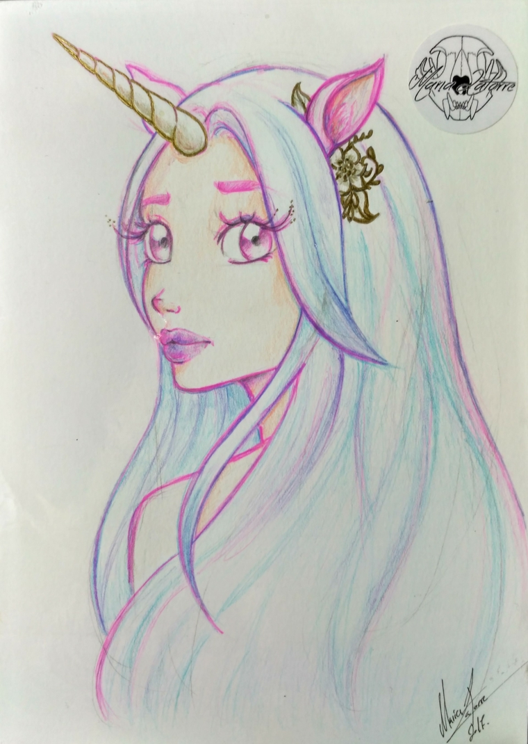 Schizzo con le matite colorate, schizzo di una ragazza elfo unicorno, immagini da disegnare facili