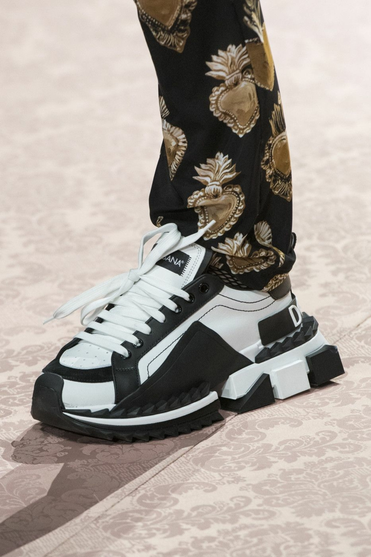 Scarpa da ginnastica con suola tracker, scarpe bianco e nero di Dolce Gabbana