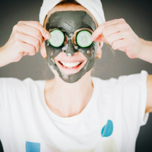 Maschera viso fai da te: le nostre ricette cosmetiche da provare!