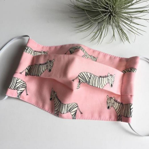 Mascherina fai da te: semplici istruzioni con foto