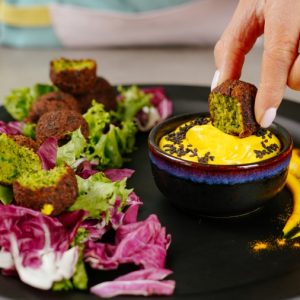 Idee per apericena: stuzzichini facilissimi e sfiziosi da preparare in casa!