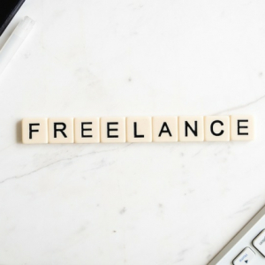 Il lavoro ideale del 2020: lavorare da freelance comodamente in casa!