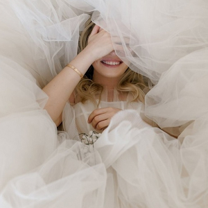 Abiti da sposa 2021 tendenze: moda Bridal Week disegnati dagli stilisti più popolari!