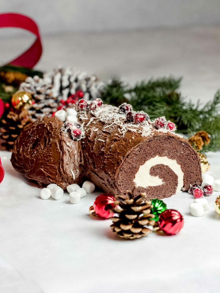 palline natalizie tronchetto di natale decorazioni dolce con ripieno