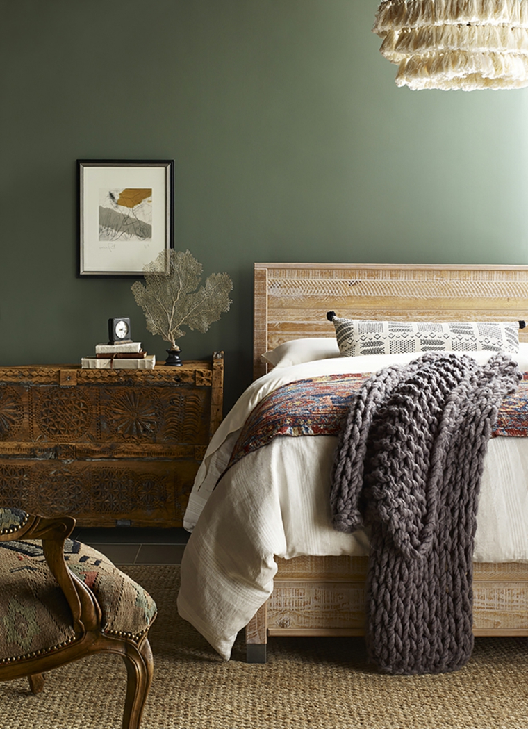 abbinare colori pareti e mobili pittura verde arredamento tonalità color legno