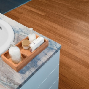 Arredare bagno: idee creative in alternativa alle piastrelle in ceramica