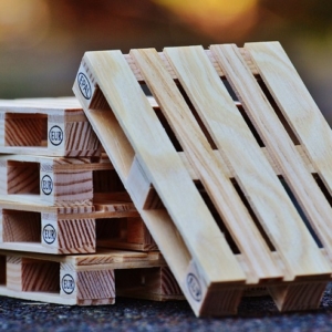 Come fare un divano con un bancale