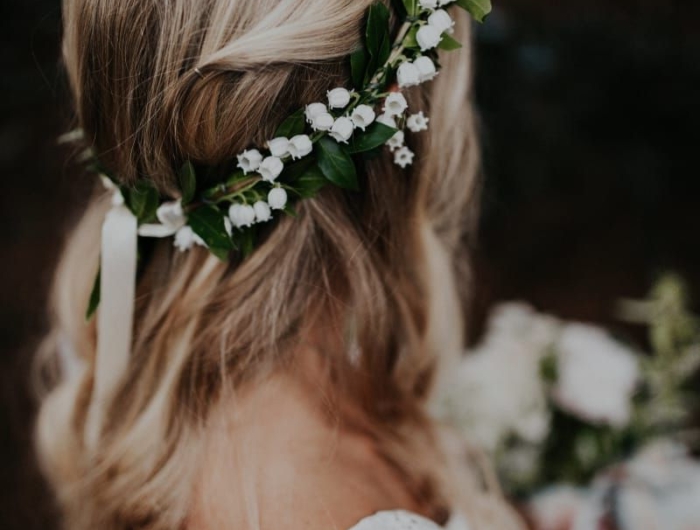 Acconciature da comunione per bimba dai capelli lunghi, eleganti, casual e veloci!