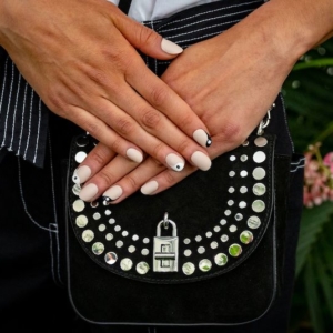 Unghie neutre: la nuance che non passa mai di moda e dona a tutte!