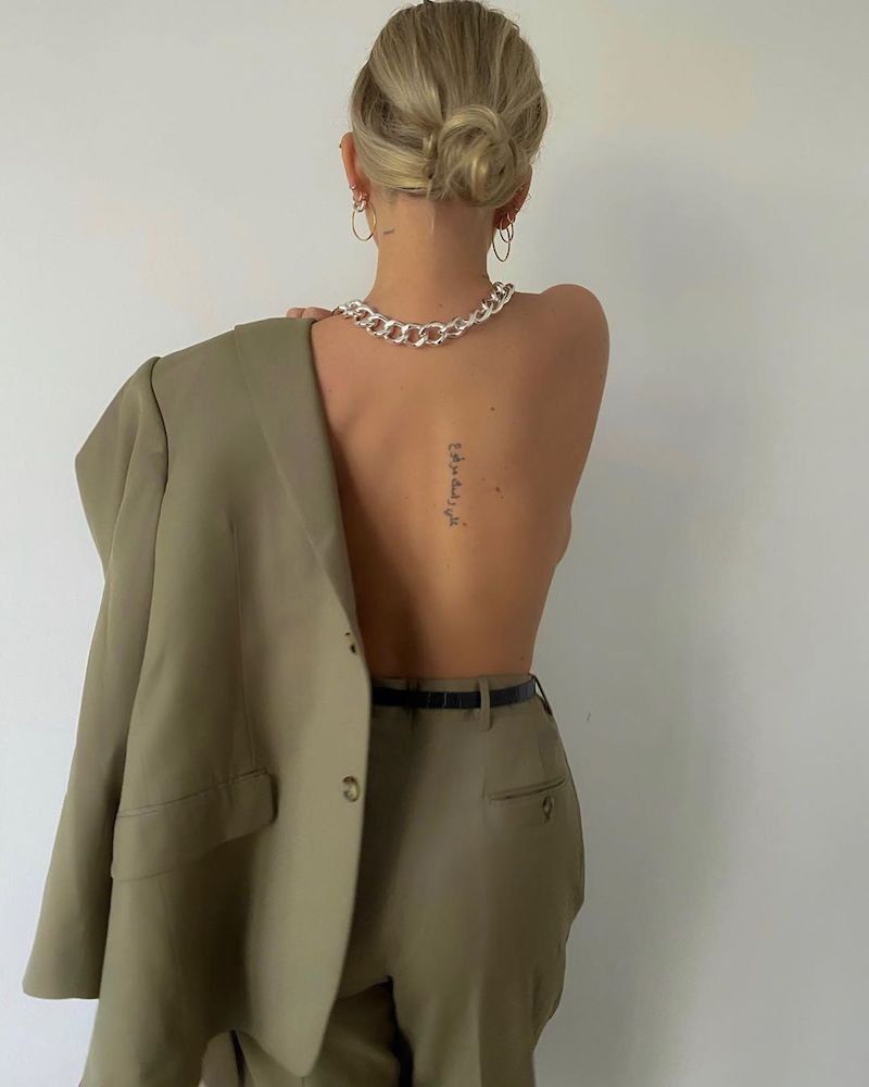 simboli tatuaggi piccoli tattoo schiena donna