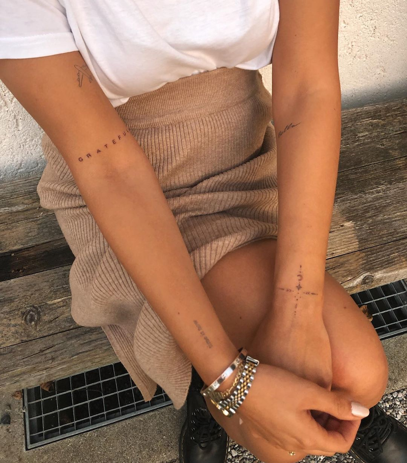 tatuaggio avambraccio donna tattoo scritta