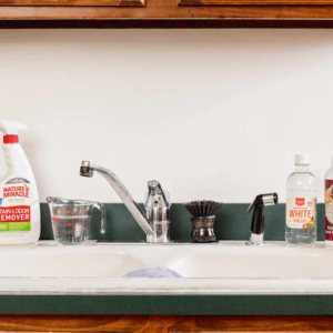 Come togliere le macchie di sangue dalle lenzuola, materasso e vestiti