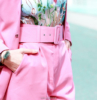 elegante tailleur pantalone cerimonia di colore rosa