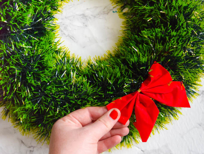 Ghirlande natalizie fatte a mano per decorare l’interno e l’esterno della casa!