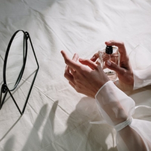 Profumi donna: come sceglierne uno che non tradisca?
