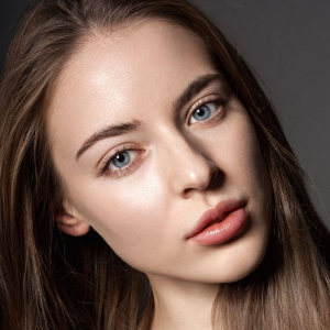 Facciamo zoom sulle sopracciglia perfette, come truccarle, trattamenti e differenza tra microblading e laminazione!