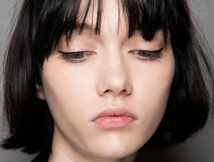 Le donne di carattere che dettano le tendenze per i tagli corti nel 2022 vi mostrano come indossarli!