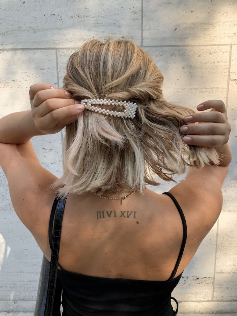 Acconciature semiraccolte semplici ma chic - Archzine.it