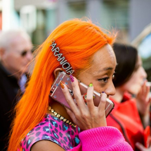 Come indossare i capelli arancioni senza timori? Scegli la sfumatura che si adatta a te!