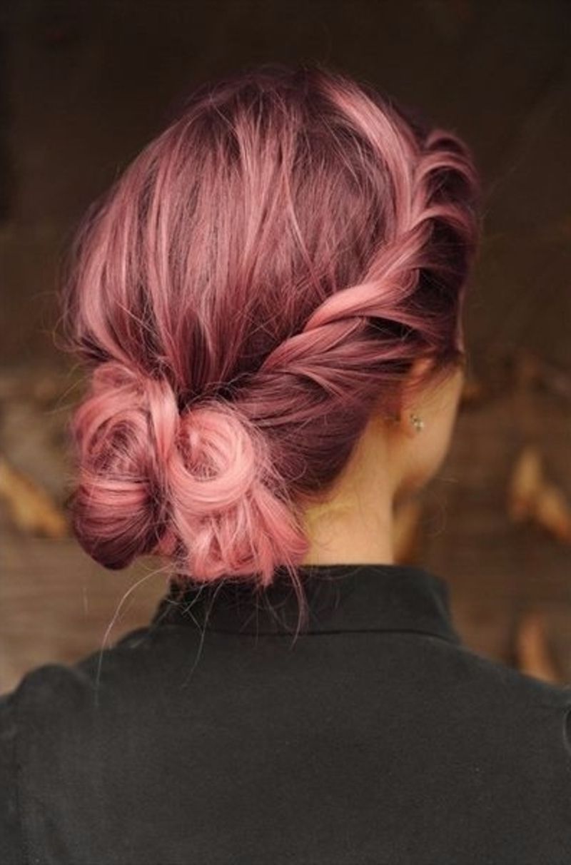 balayage rosa su capelli castani