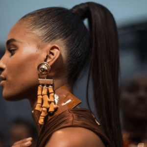 Acconciature coda alta eleganti, casual e semplici da realizzare nei momenti in cui andate di fretta!