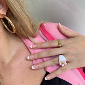 Unghie gel primavera 2022: colori, forma e design della manicure a cui non farete di meno in questa stagione!