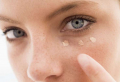 Come coprire le occhiaie senza troppo trucco? E qualche suggerimento per prevenirle in modo naturale!