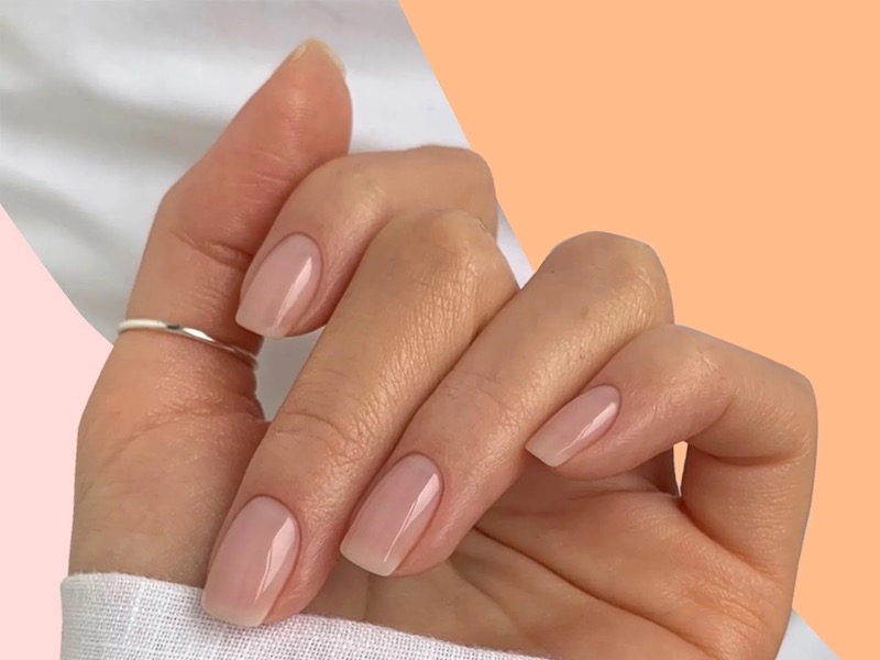 manicure unghie lunghe colore nude