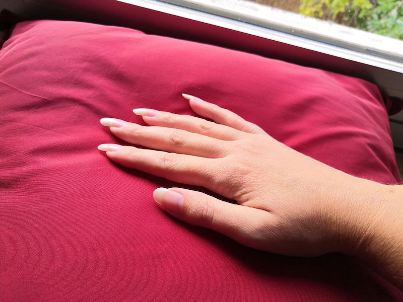 unghie lunghe naturali senza smalto