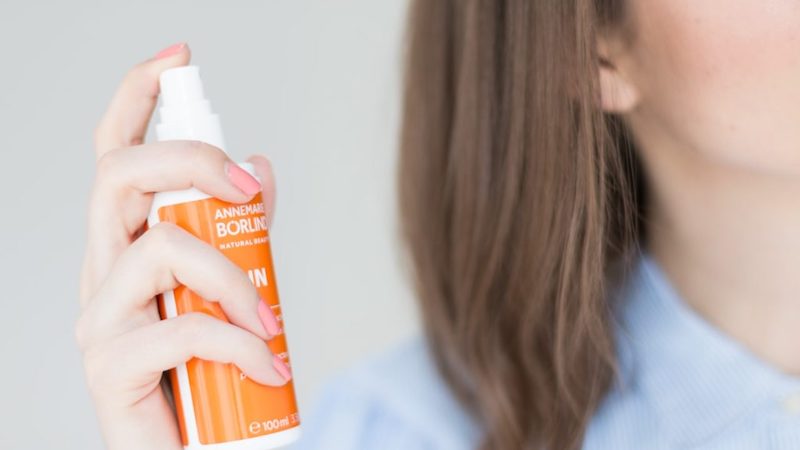 spray per proteggere i capelli dal sole