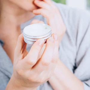 Solo 3 ingredienti per fare burrocacao fai da te! Ricette semplici se vi piace il Handmade!