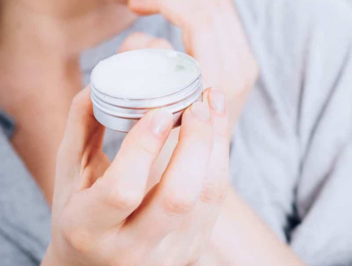 Solo 3 ingredienti per fare burrocacao fai da te! Ricette semplici se vi piace il Handmade!