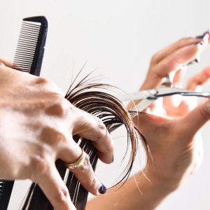 Quanto spesso tagliare i capelli: dritte da conoscere e miti da sfatare!