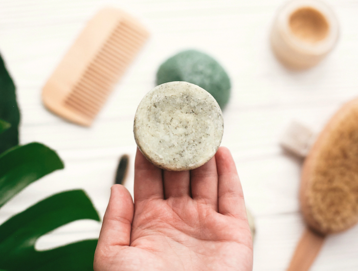 Capelli forti e brillanti? Lo shampoo solido è miracoloso, ricette e guida all’utilizzo!
