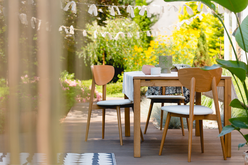tavolo da giardino con sedie