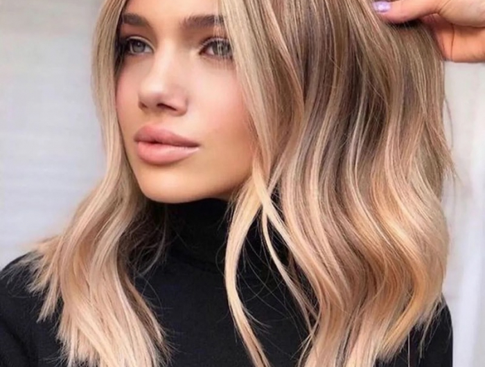 Tendenza balayage biondo estate 2022: scopri la nuance che fa per te!