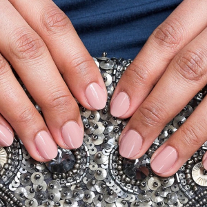 Unghie naturali: questi colori di base per le unghie stanno bene a tutti!