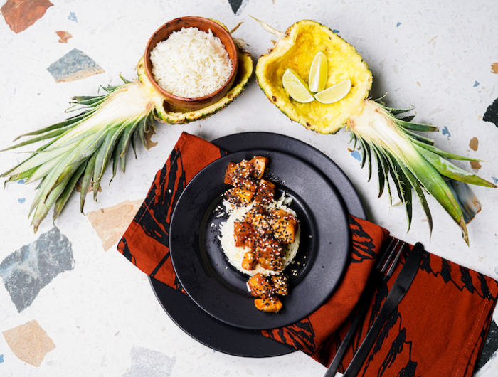 Il Pollo Hawaiano con Ananas e Riso! Ecco Come Prepararlo Facilmente!