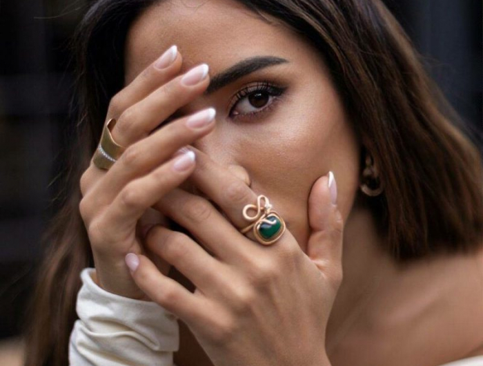 Manicure lucida per l’estate: la combinazione matt con quella lucida!