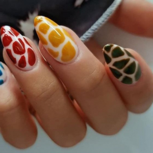La nail art che dura più a lungo: le unghie gel estate 2022 a cui fare affidamento!