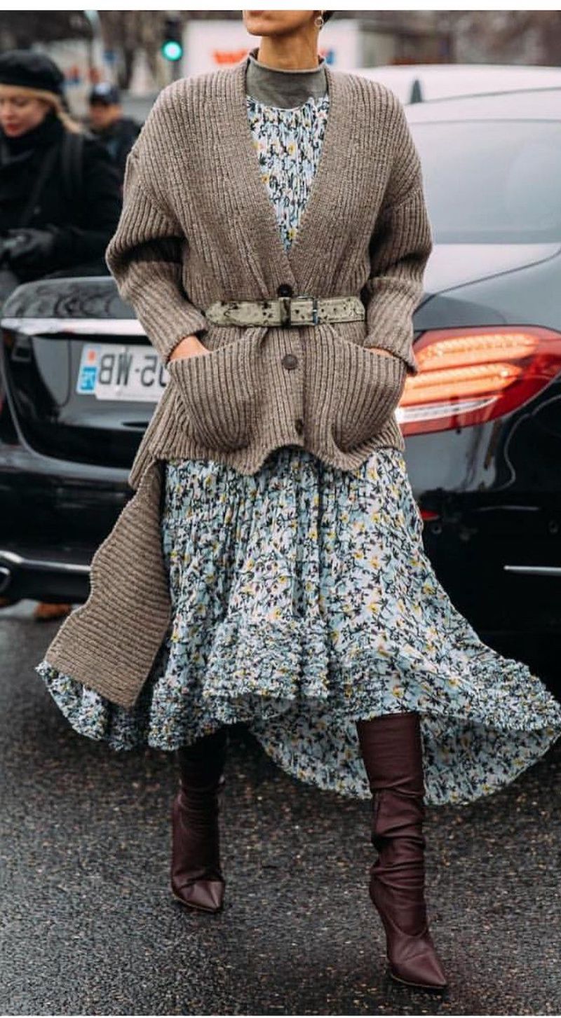 abbigliamento casual femminile con cardigan di lana