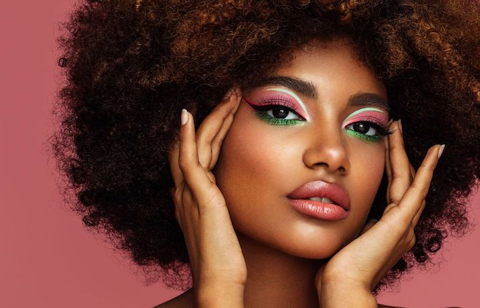 Make up trend autunno 2022: ecco come truccarti quando inizia a fare freddo!